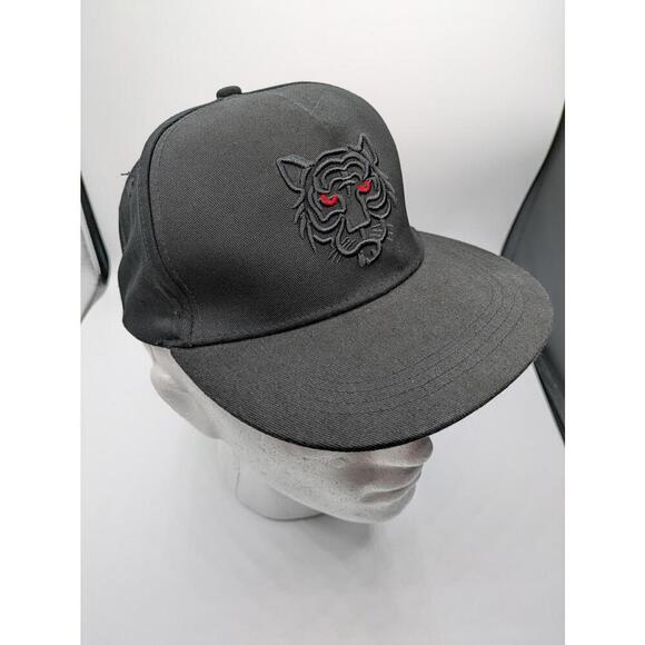 Black Tiger Embroidered Snapback Baseball Hat Flat Brim Cap OSFA Red - Picture 2 of 6